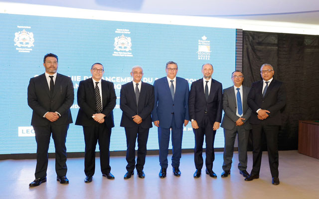 أخنوش يشرف على توقيع مذكرتي تفاهم واتفاقية مع مجموعة ألمانية لتنفيذ مشاريع استثمارية في قطاع صناعة السيارات