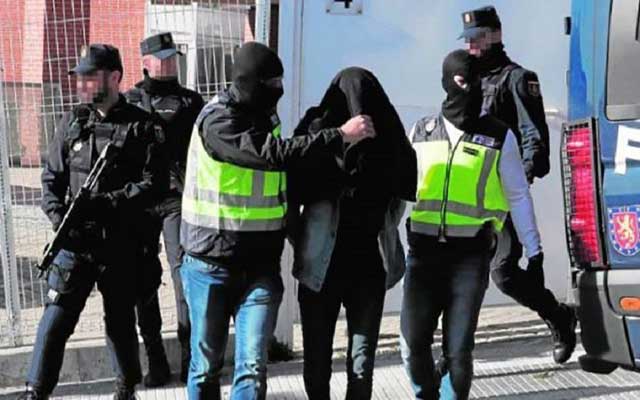 جهود المديرية العامة لمراقبة التراب الوطني تقود إلى اعتقال مهاجر مغربي مقيم باسبانيا خطط للقيام بأعمال إرهابية